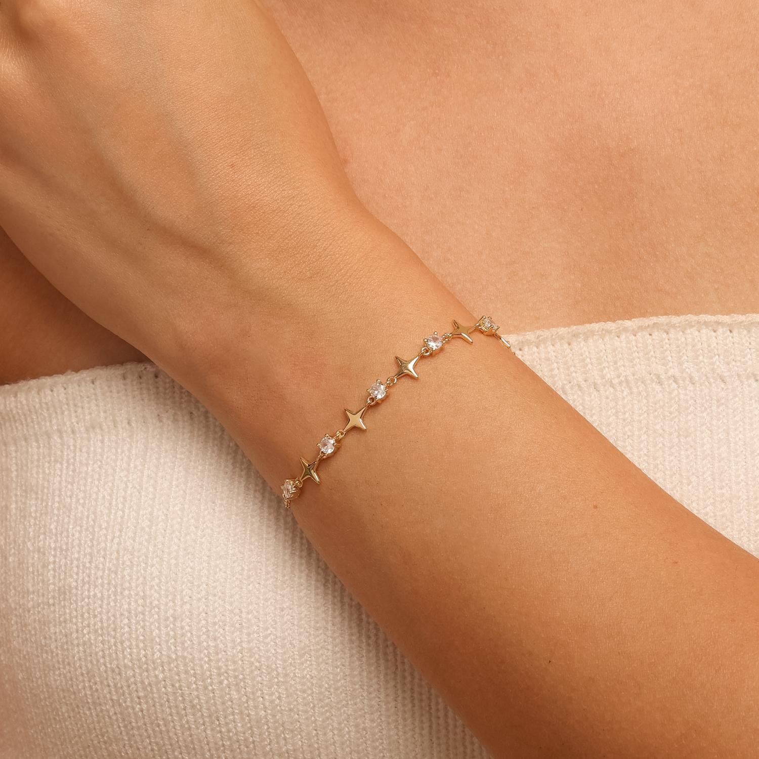 Pst-5661-Fo Pulseira Feminina com Pingentes de Estrela e Pontos de Luz