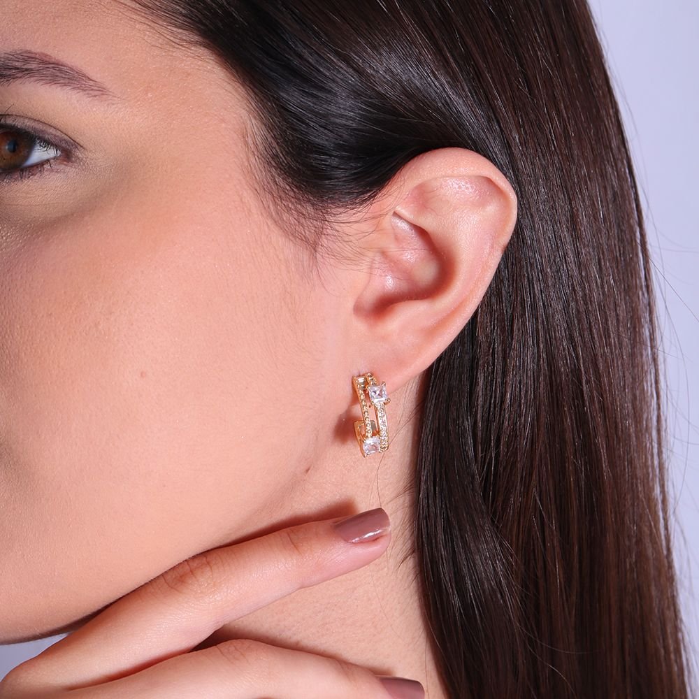 Tn02115-Do Brinco Meia Argola Detalhada Cravejado Cristal (20mm)