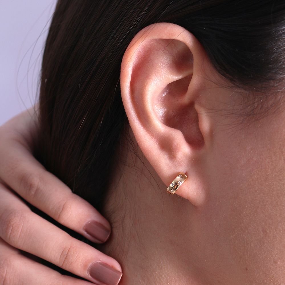 Tn02175-Do Brinco De Argolinha Articulada Cravejada Cristal (9,5mm)