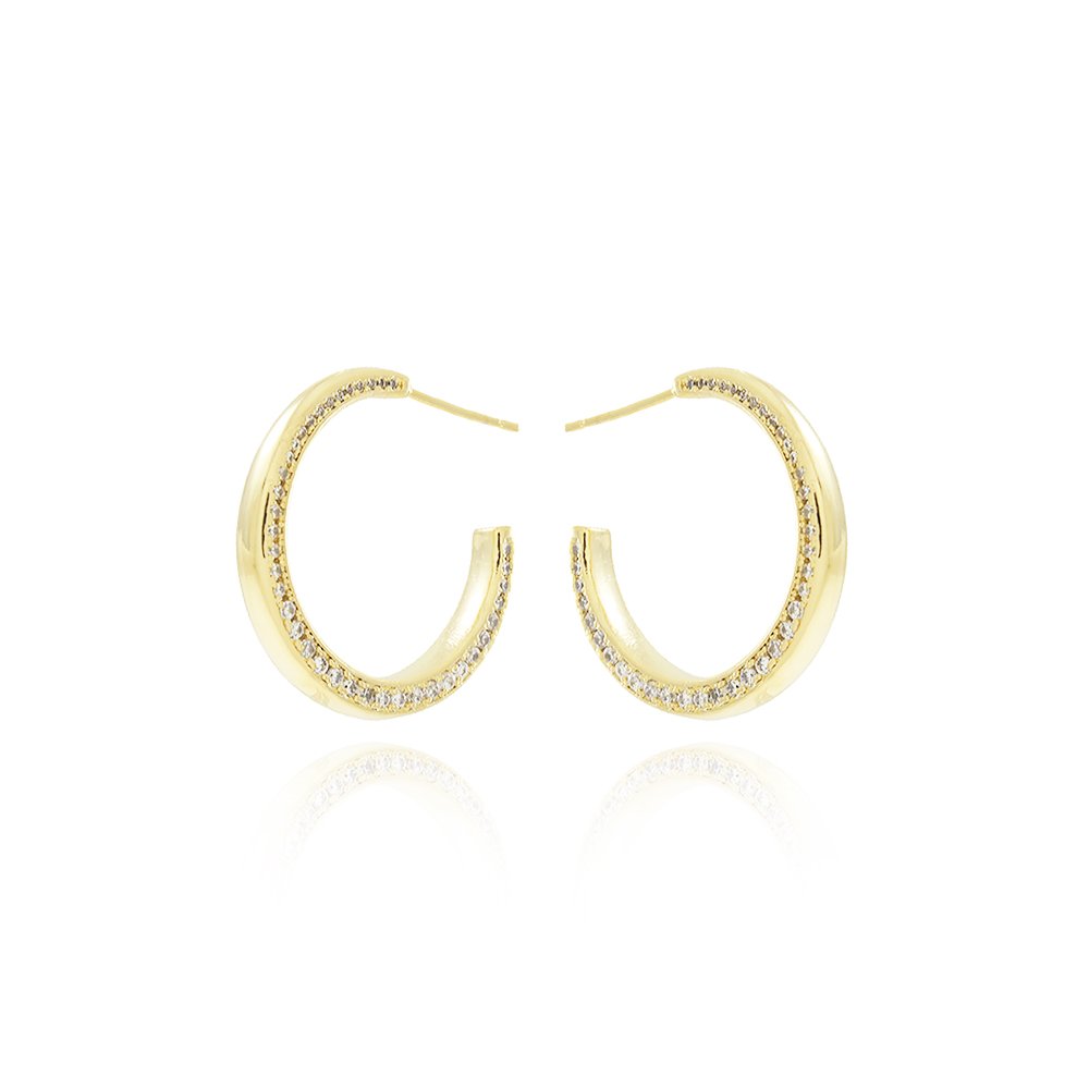 Tn03050-Do Brinco Meia Argola Cravejada De Zircônias (26mm)