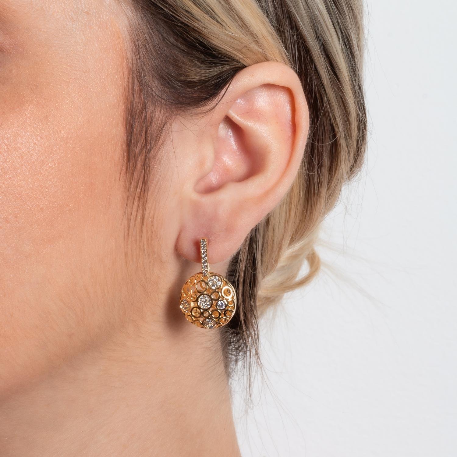 Tn03052-Do Brinco Cravejado De Zircônias Cristais.