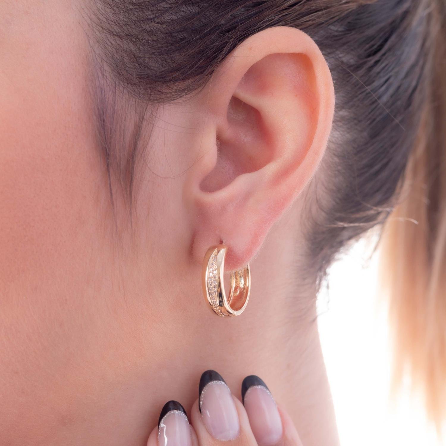 Tn02257-Do Brinco De Argolinha Articulada Cravejada Cristal (20mm)