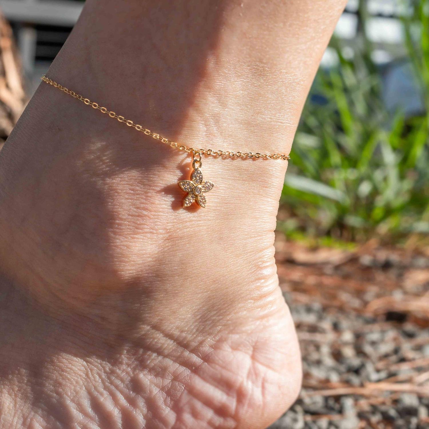 Tor-1131-Fo Tornozeleira De Flor Cravejada Cristal.