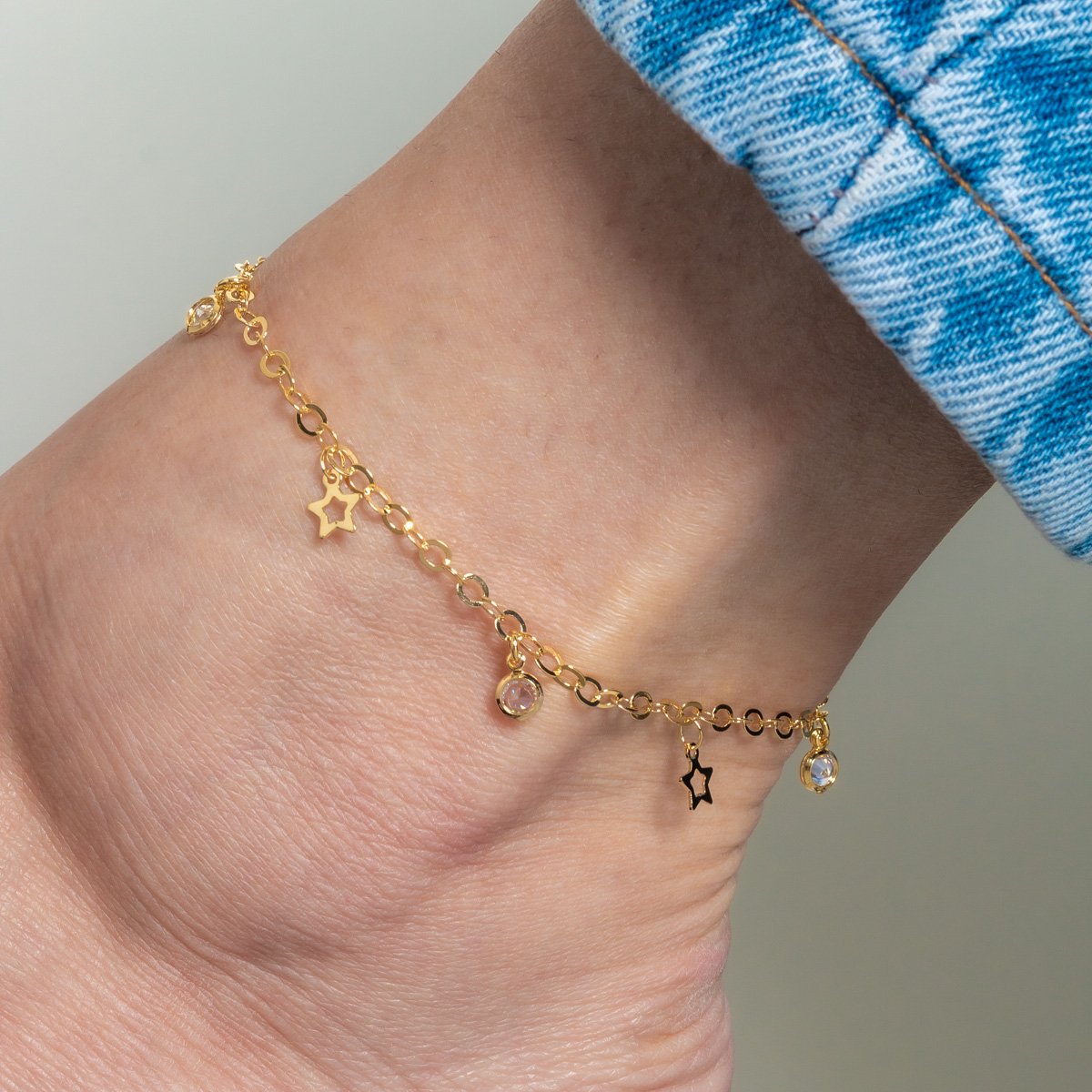 Tor-1181-Fo Tornozeleira De Elos Com Pingentes De Estrelas E Zircônias Cristais.