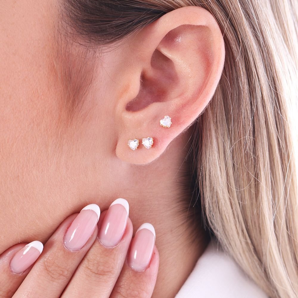 Trio-1082-Do (Baby) Trio De Brincos Ponto De Luz Coração (4mm)