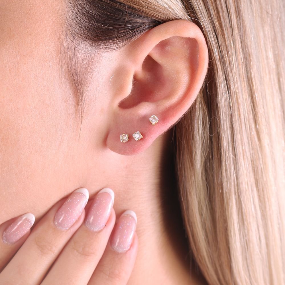 Trio-1087-Do (Baby) Trio De Brincos Ponto De Luz Quadrado (3mm)