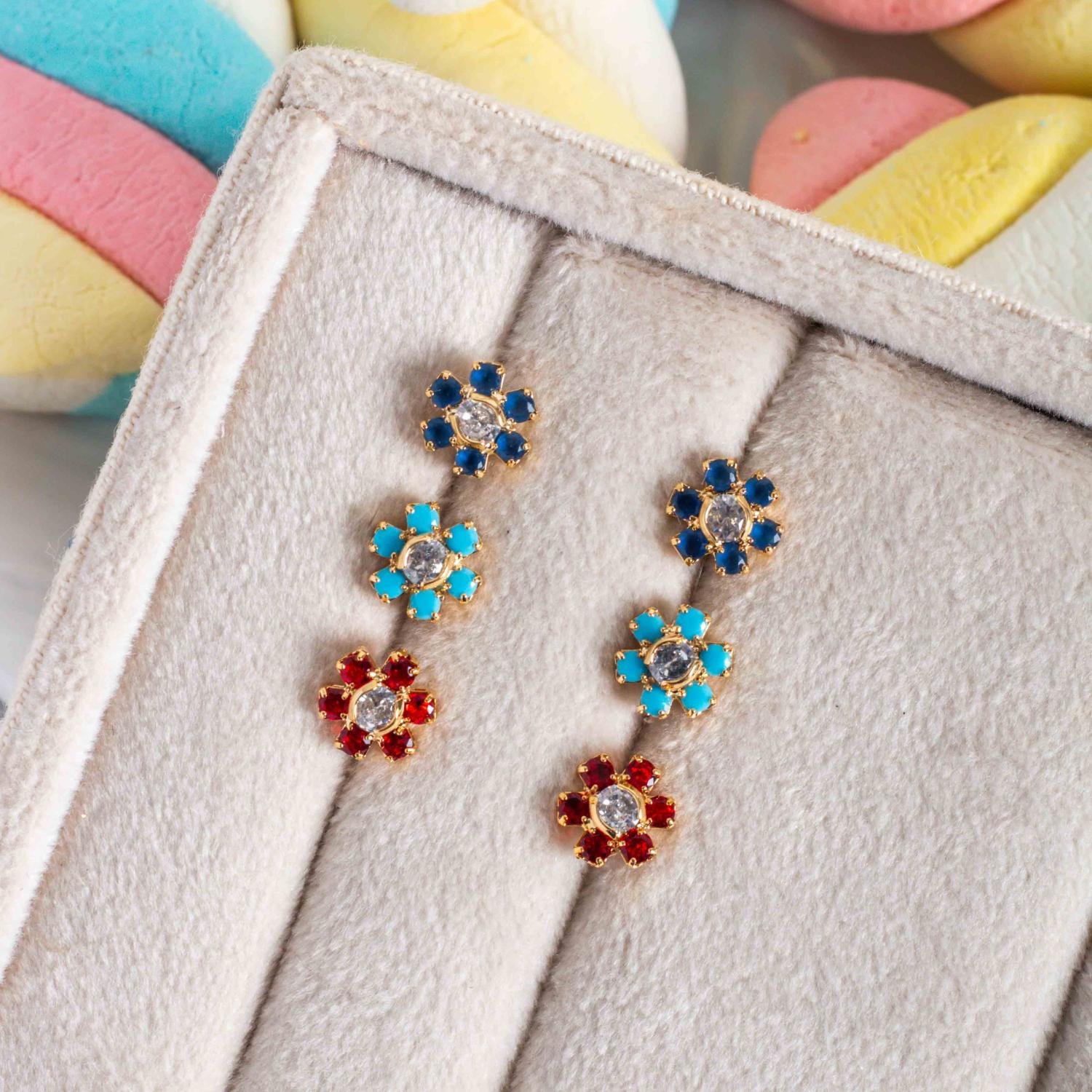 Trio-1105-Do Trio De Brincos De Flores Colorido.