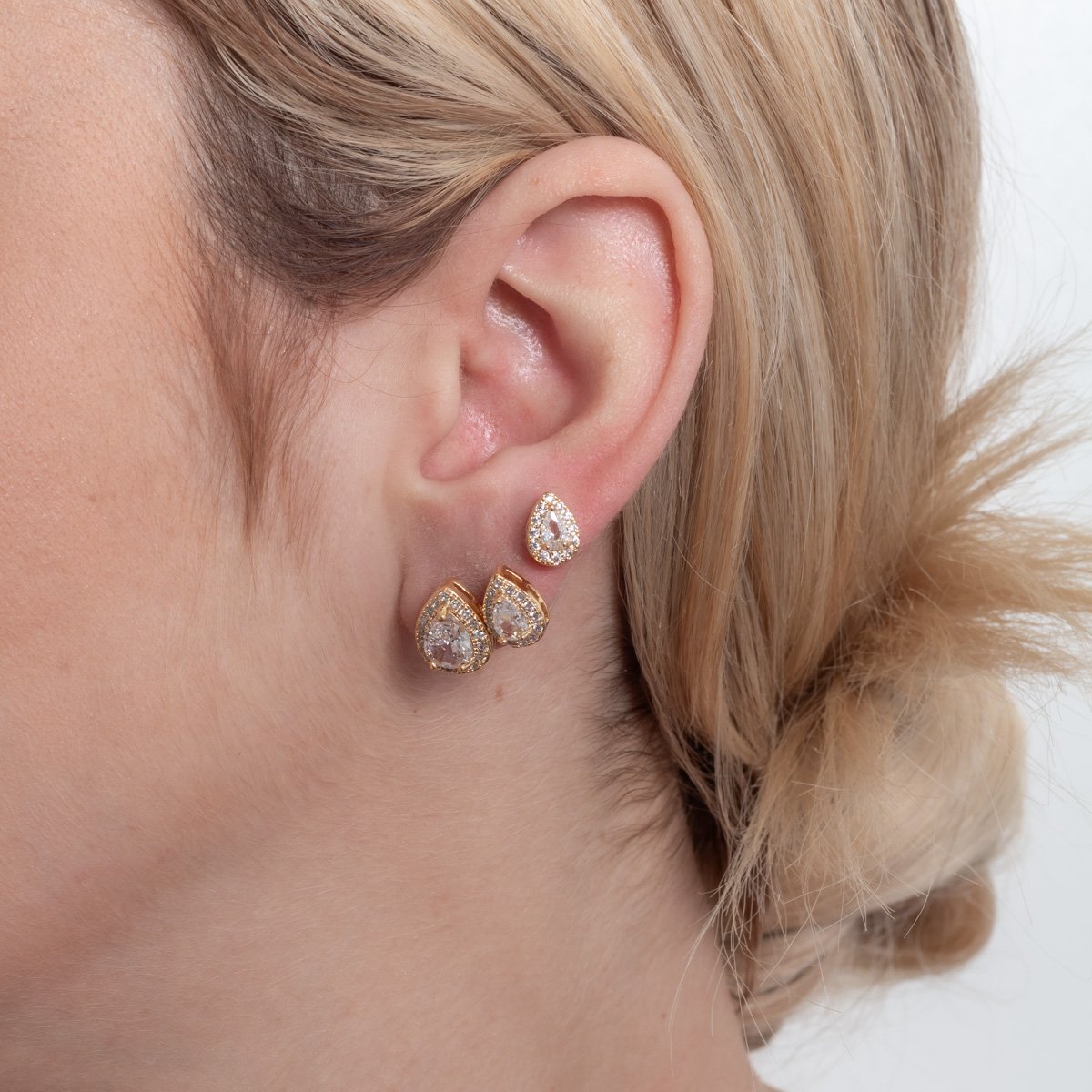 Trio-1170-Do Trio De Brincos De Gotas Cravejadas Cristal (9mm/11mm/13mm).