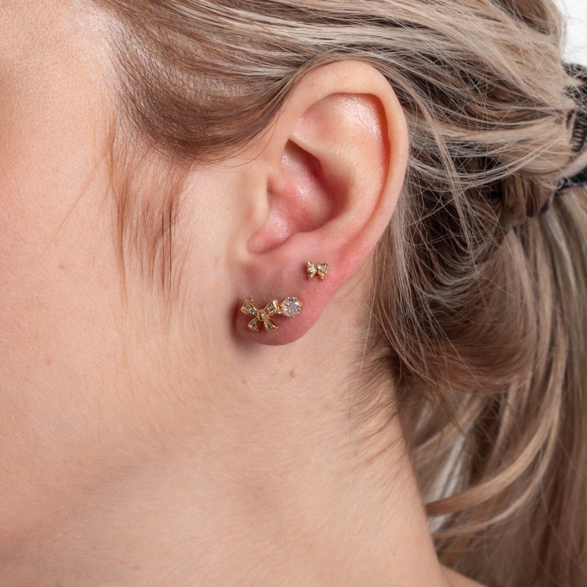 Trio-1209-Do Trio De Brincos De Laços E Zircônias Cristal.