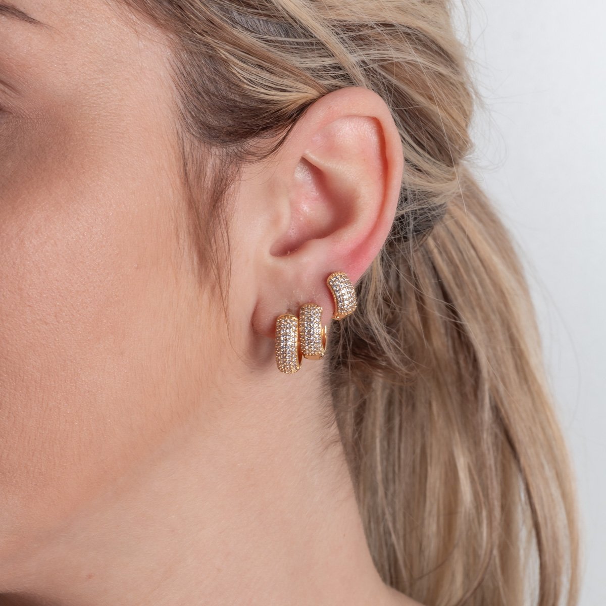 Trio-1217-Do Trio De Brincos De Argolas Articuladas Cravejadas De Zircônias Cristais (12mm/14mm/16mm).