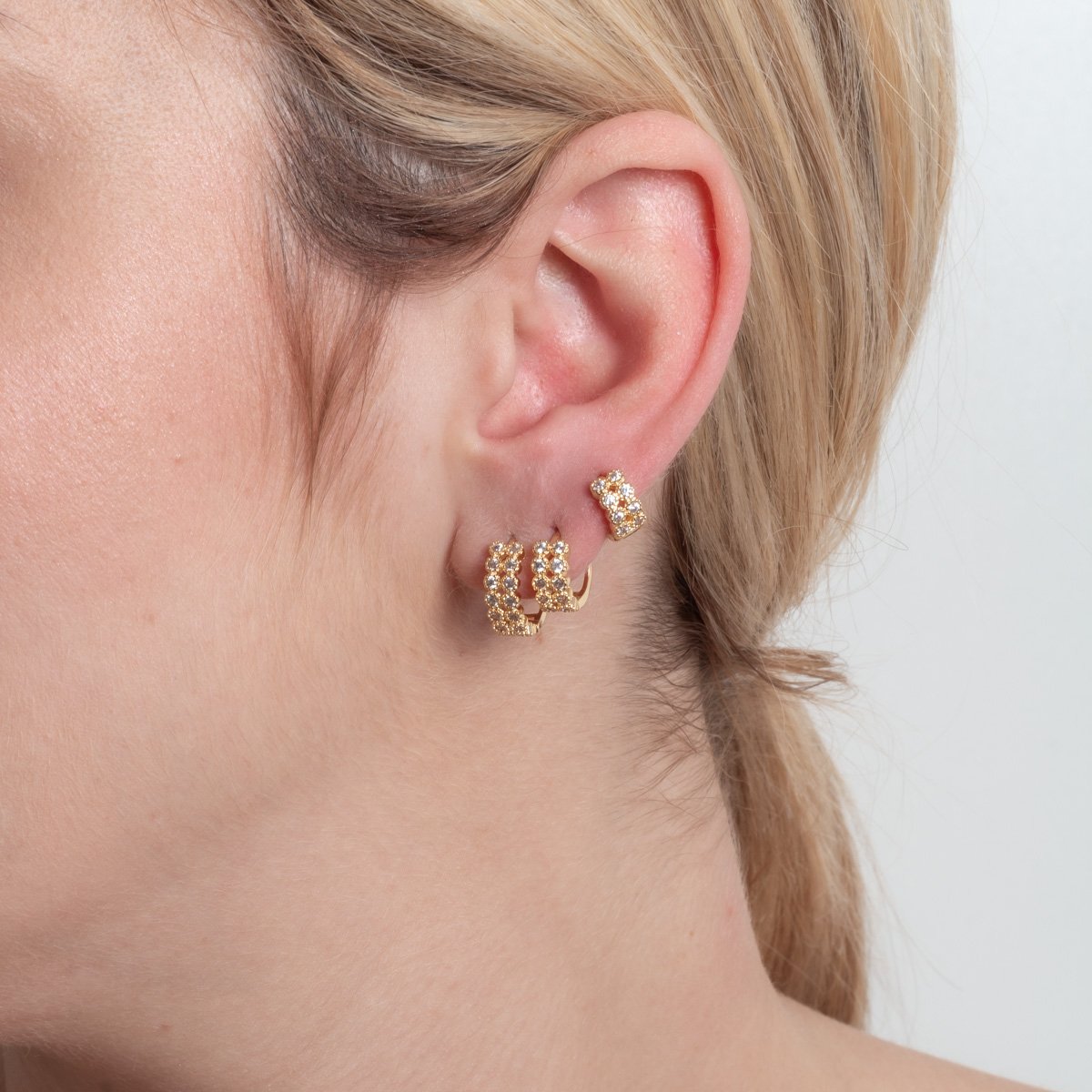 Trio-1222-Do Trio De Brincos De Argolas Articuladas Cravejadas De Zircônias Cristais (9mm/11mm/13mm).