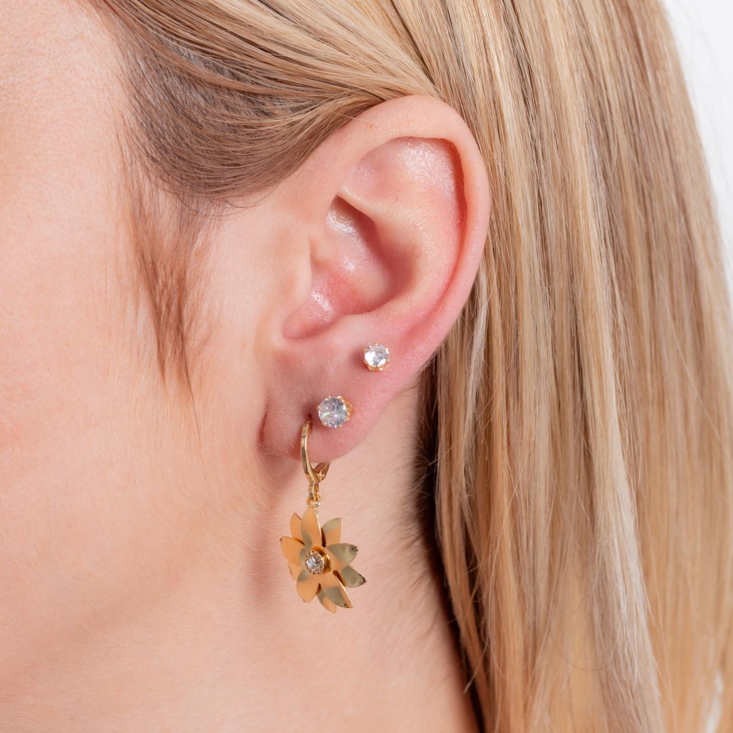 Trio-457-Do Trio De Brincos Pontos De Luz E Argolinha Flor